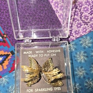 Vintage Gold Adhesive Eyelashes